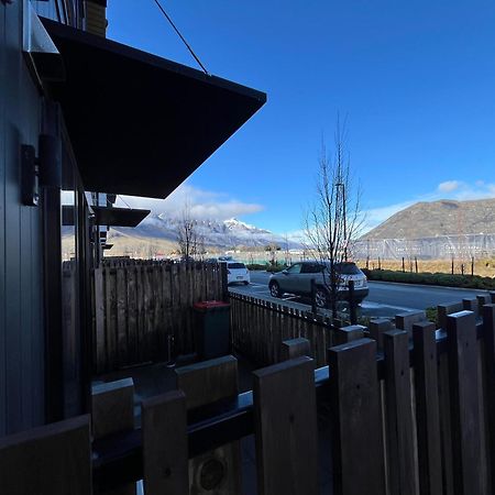 Queenstown Studio - 5Mins To Airport - Aircond - Free Wifi - Walk To Centre Extérieur photo